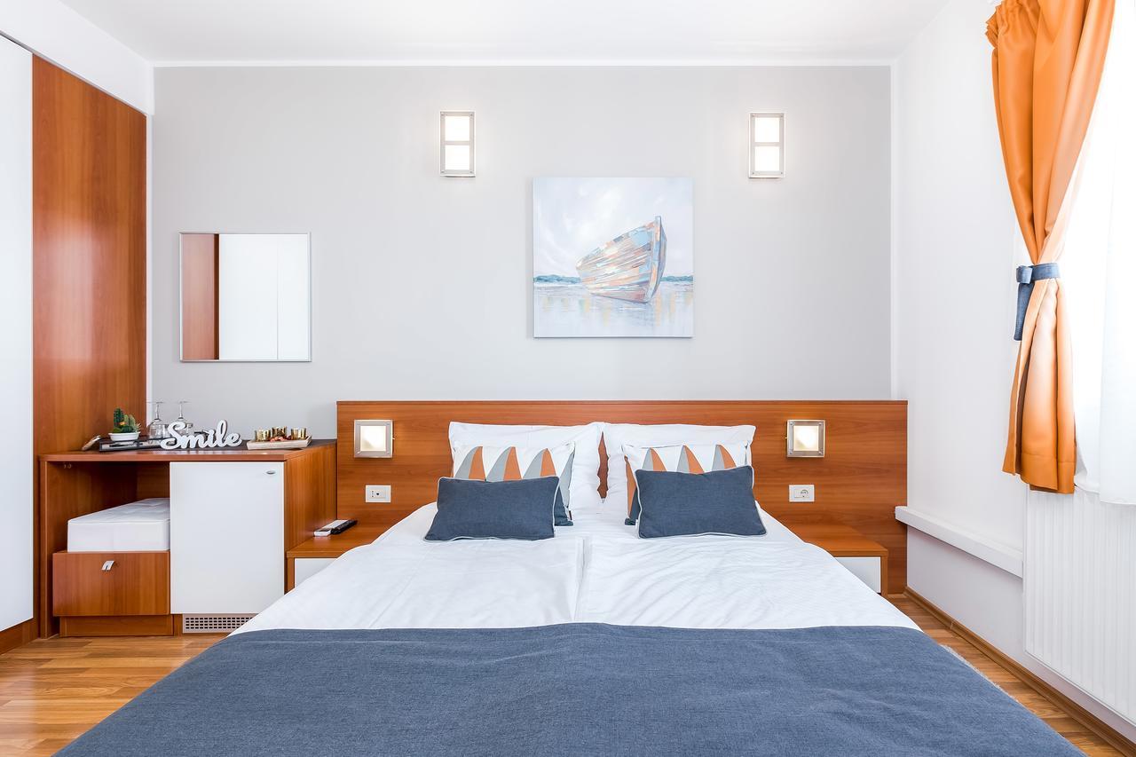 Villa Nada 로브란 외부 사진