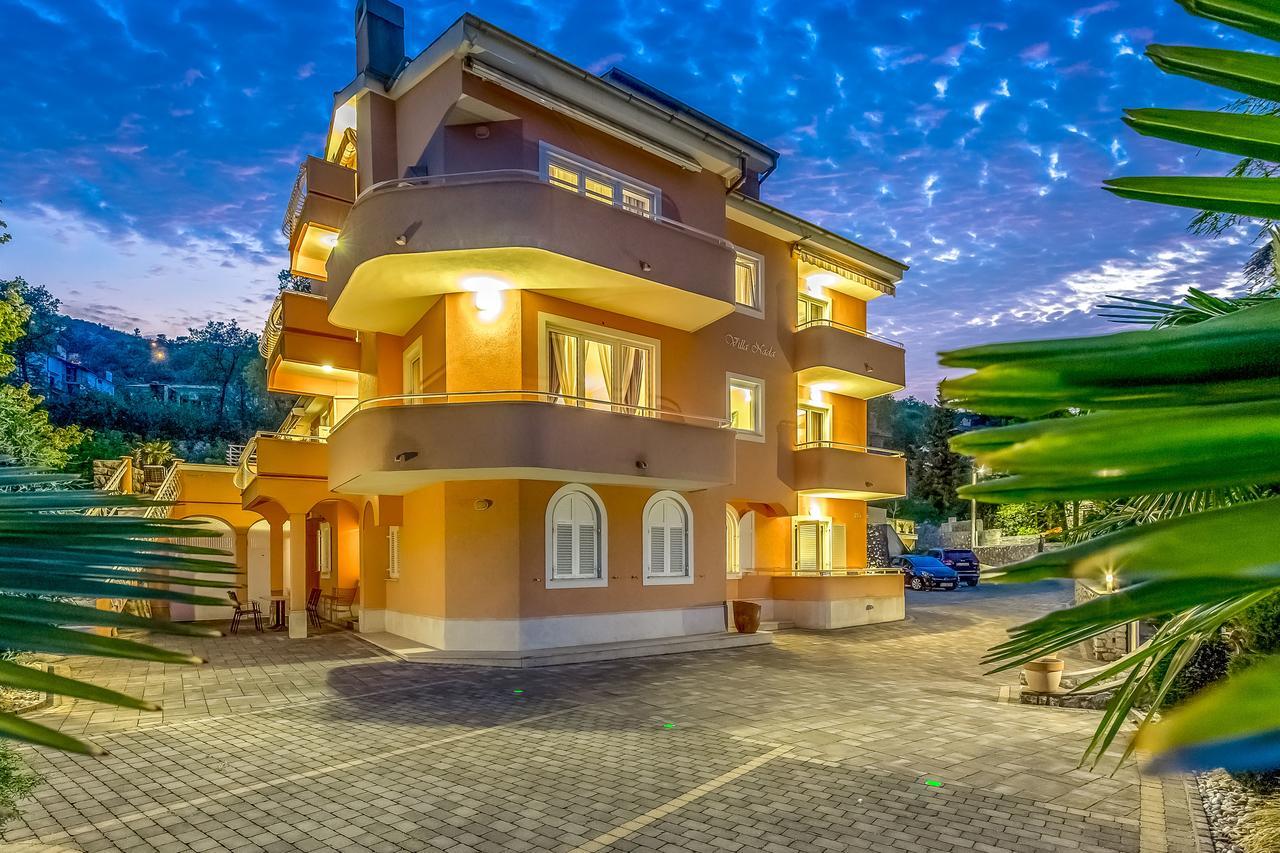 Villa Nada 로브란 외부 사진